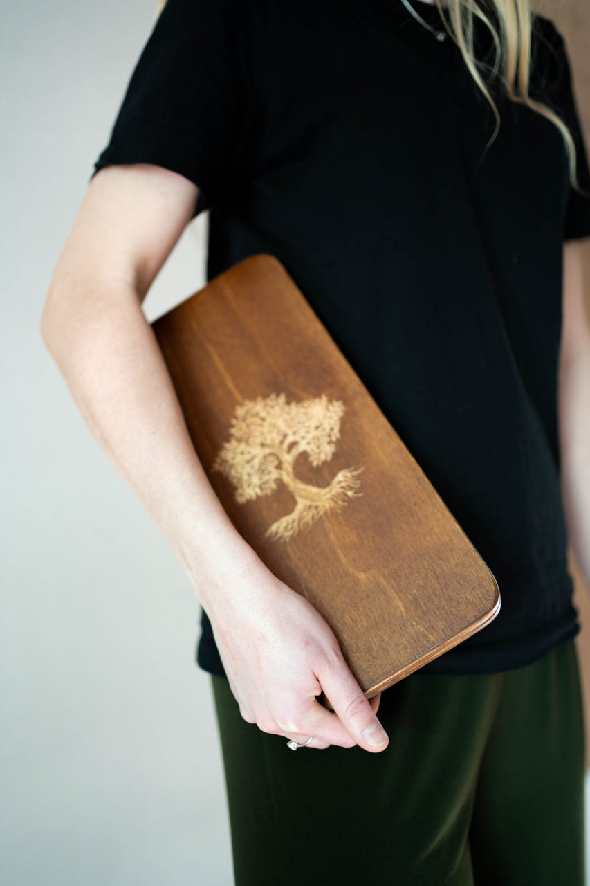 METADESK™ Sadhu Board engraving Tree Black